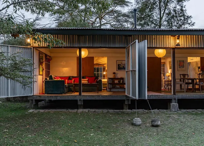 Mabati House Eco-Design Retreat In Wildlife