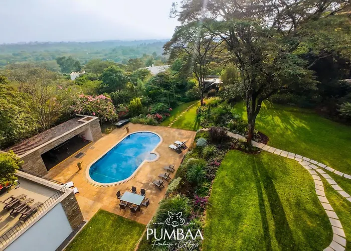 Pumbaa Farmhouse + Cottages